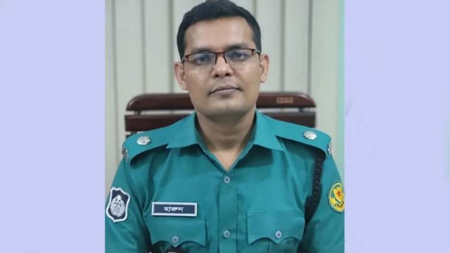 এডিসি হারুন এখনো ঢাকায়, সানজিদা নিয়মিত অফিস করছেন | বিবিধ নিউজ 