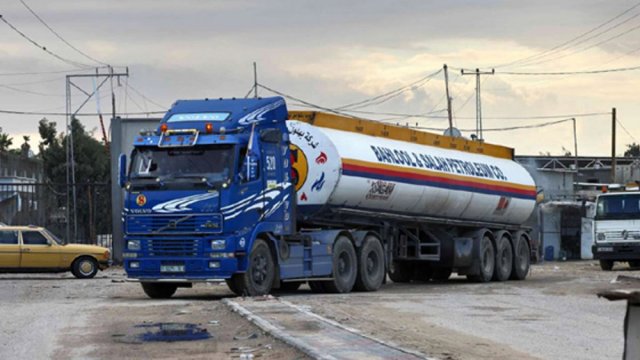 Fuel enters Gaza as phone links restored | International News 