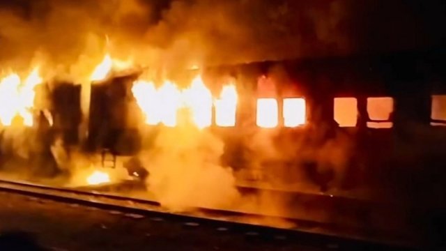 Case filed over burning train compartments in Jamalpur | Miscellaneous News 