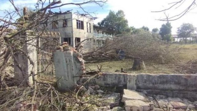 স্কুল ও হাসপাতাল লক্ষ্য করে হামলা চালাচ্ছে জান্তা | বিবিধ নিউজ 