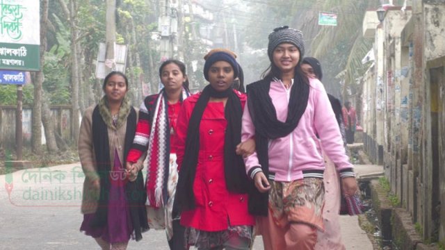 দিনের তাপমাত্রা ১০ ডিগ্রি সেলসিয়াসের নিচে নামলে বন্ধ রাখা যাবে হাইস্কুল | চাকরির খবর নিউজ 