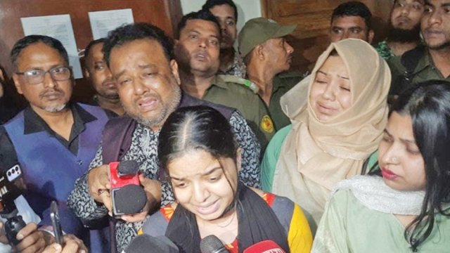 শিক্ষার্থীর উত্তরপত্র ছেঁড়ার ঘটনায় তদন্ত কমিটি | মেডিক্যাল নিউজ 