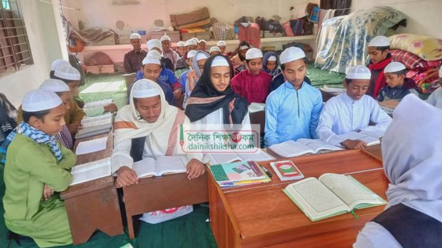 কওমি পাস শিক্ষার্থীরা কি সাধারণ বিশ্ববিদ্যালয়ে ভর্তি হতে পারেন? | মাদরাসা নিউজ 
