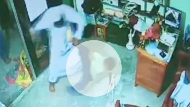 মাদরাসায় শিশুছাত্রকে নি*র্যাতন, অধ্যক্ষ কারাগারে | মাদরাসা নিউজ 
