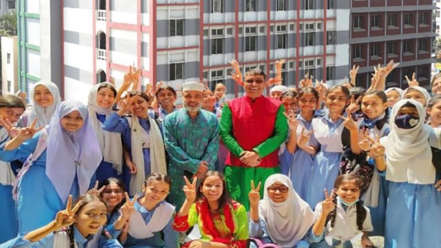 এসএসসির ফলে মডেল একাডেমির কৃতিত্ব | পরীক্ষা নিউজ 