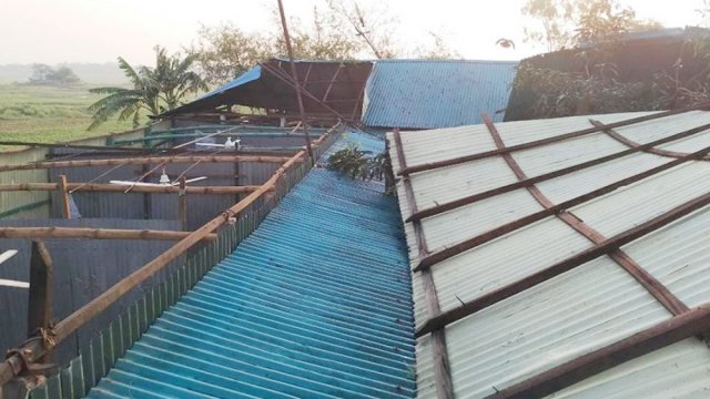 রূপগঞ্জে এক মাসেও মেরামত হয়নি ইমান ভূঁইয়া স্কুল অ্যান্ড কলেজ | কলেজ নিউজ 