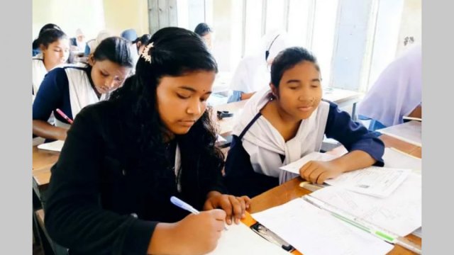 বোনের মুখে শুনে প্রস্তুতি, জন্মান্ধ চা বাগান কন্যার এসএসসি জয় | পরীক্ষা নিউজ 