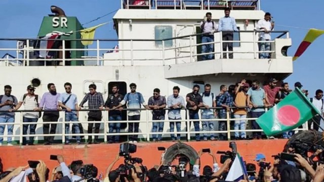 চট্টগ্রাম বন্দরে এমভি আবদুল্লাহর ২৩ নাবিক | বিবিধ নিউজ 