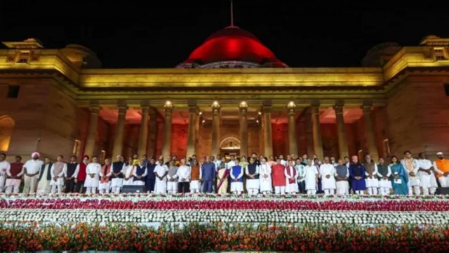 ভারতের ইতিহাসে প্রথমবার মুসলিম সদস্য ছাড়া মন্ত্রিসভা | বিবিধ নিউজ 