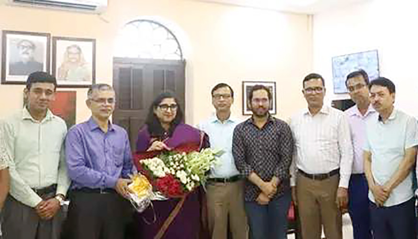 অধ্যাপক পদকে তৃতীয় গ্রেডে উন্নীত করার দাবি মর্যাদা রক্ষা কমিটির | সমিতি সংবাদ নিউজ 