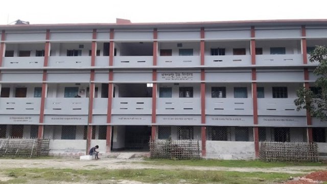 নিয়োগ বোর্ডে প্রথম হওয়ার চার মাসেও নিয়োগপত্র পাননি চাকরিপ্রার্থী | স্কুল নিউজ 