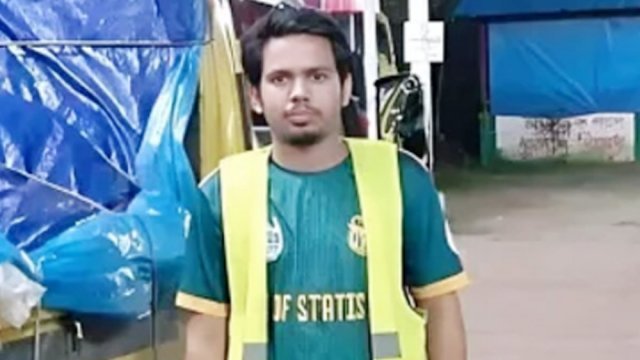 বন্যার্তদের ত্রাণ দিতে গিয়ে আ*হত চবি শিক্ষার্থীর মৃ*ত্যু | বিশ্ববিদ্যালয় নিউজ 