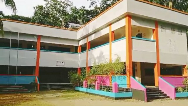 দৃষ্টিনন্দন মির্জাগঞ্জের প্রাথমিক বিদ্যালয়গুলো অকৃষ্ট করছে শিক্ষার্থীদের | স্কুল নিউজ 