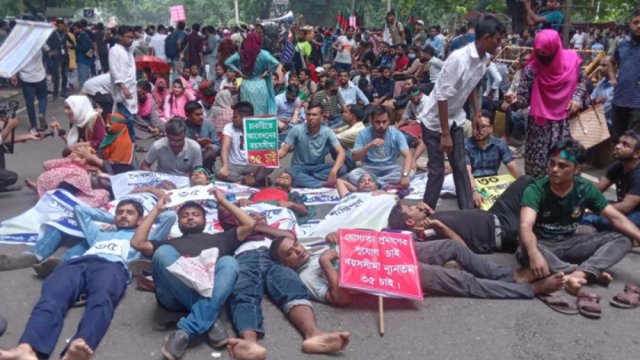 Logical basis for increasing age limits for govt jobs: committee member | Miscellaneous News 