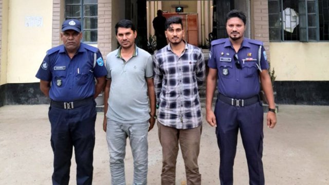 শিক্ষক-কর্মচারীদের মারধরের মামলায় সাবেক ছাত্রলীগ নেতা গ্রেফতার | স্কুল নিউজ 