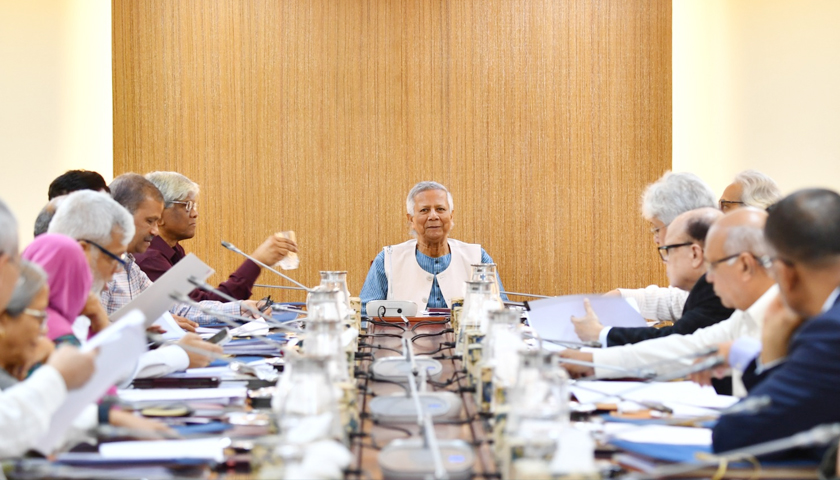 আমাদের শিক্ষাব্যবস্থা ত্রুটিপূর্ণ: প্রধান উপদেষ্টা