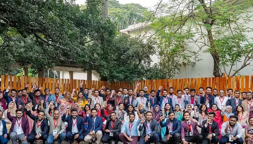 যুক্তরাজ্যে উচ্চশিক্ষায় আগ্রহী শিক্ষার্থীদের সহায়তায় সিম্পোজিয়াম
