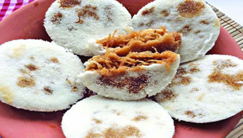 ঘরেই তৈরি করুন নতুন গুড়ের মজার পিঠা