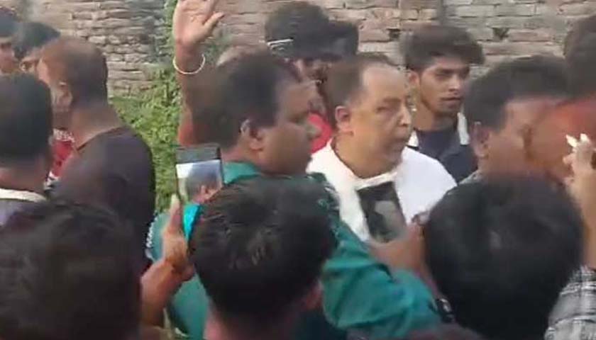 রাবির সাবেক শিক্ষককে মা*রধর, উদ্ধার করে থানায় নিলো পুলিশ
