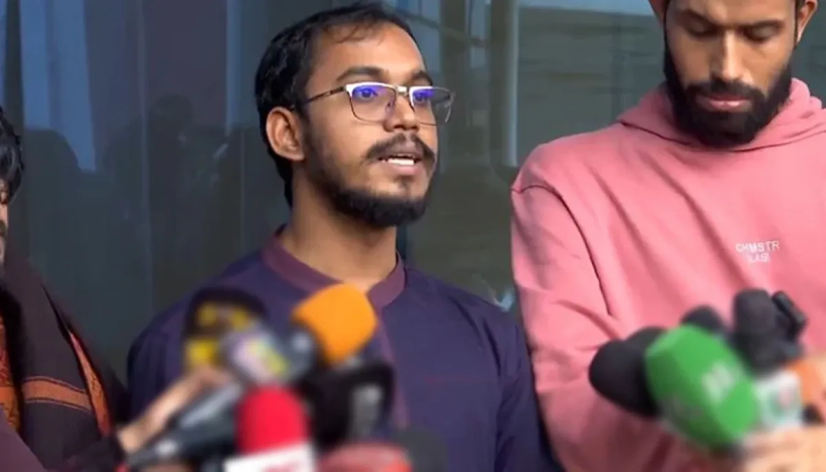 Manifesto of the july revolution plans for mass gatherings of two and a half million people