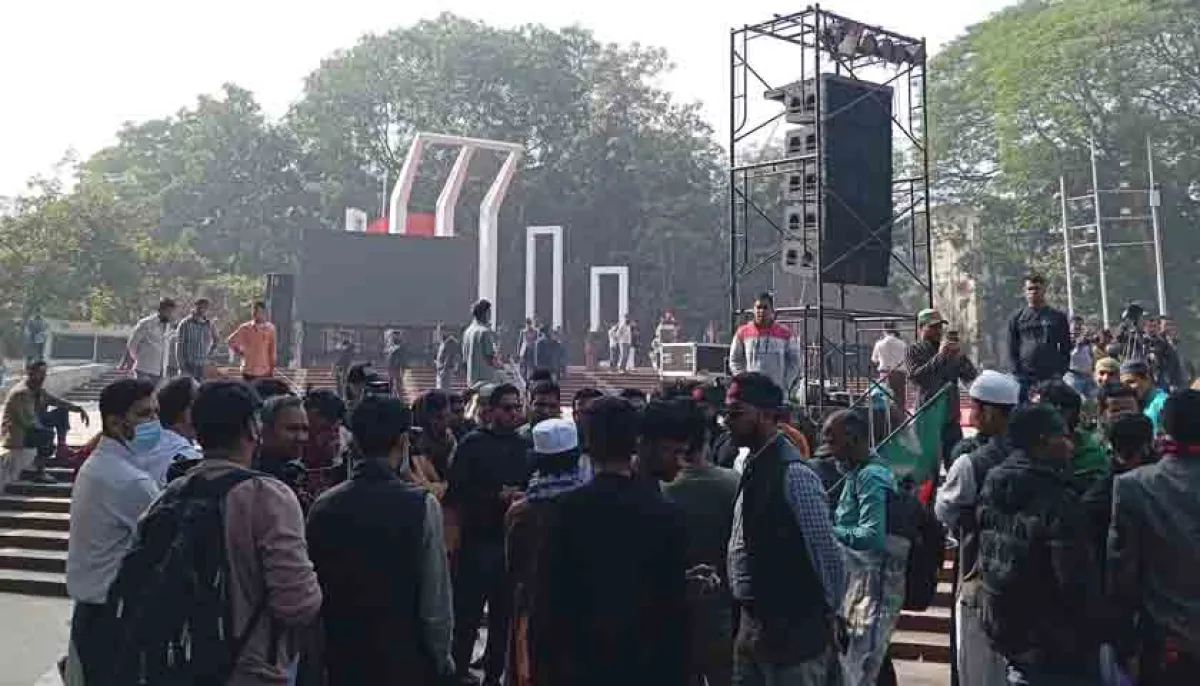 মার্চ ফর ইউনিটি: শহীদ মিনারে জড়ো হচ্ছেন শিক্ষার্থীরা, চলছে শেষ মুহুর্তের প্রস্তুতি 
