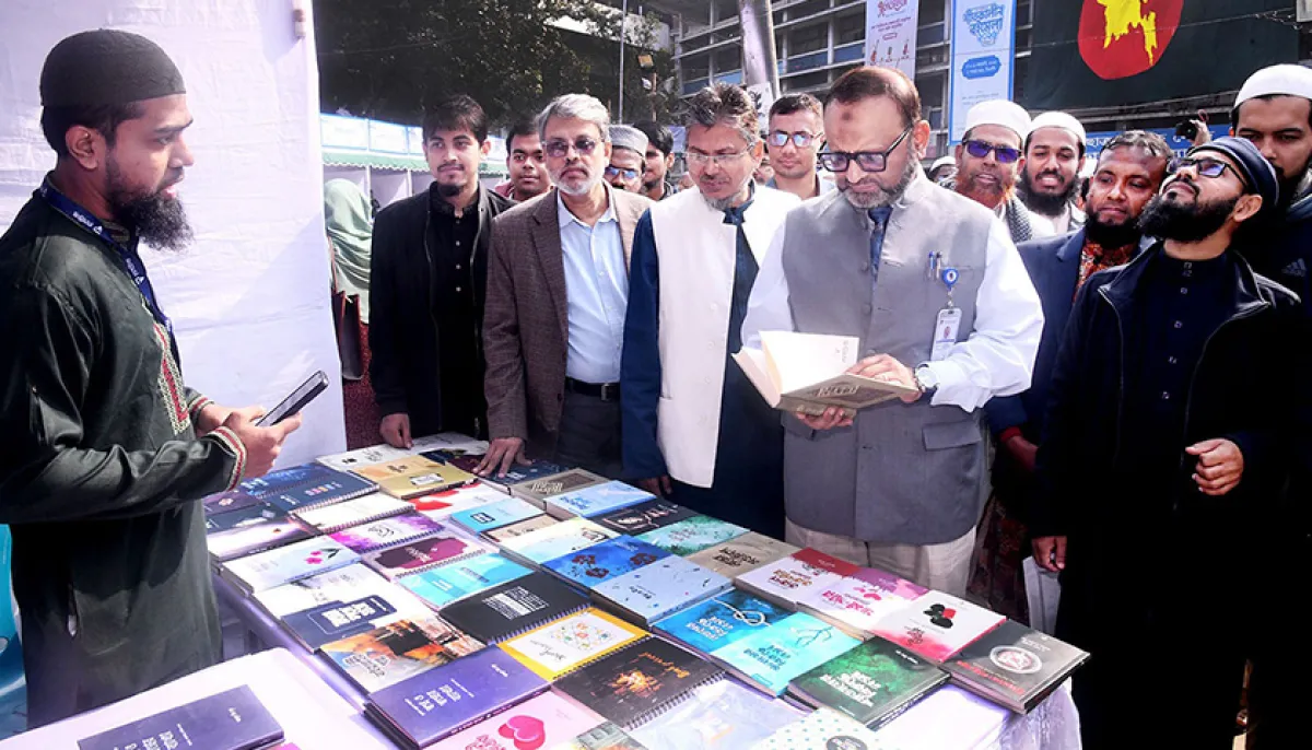 Dhaka university hosts three day winter book fair at tsc