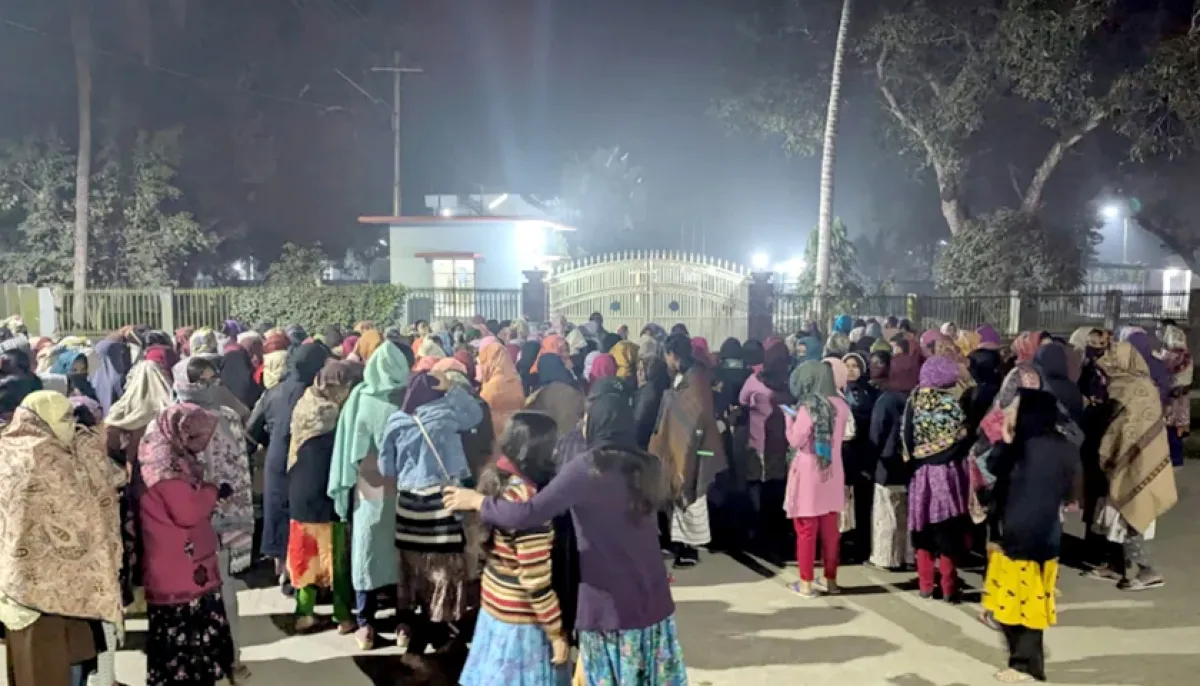 Students protest in bau demanding the return of the name of sheikh fazilatunnesa mujib hall