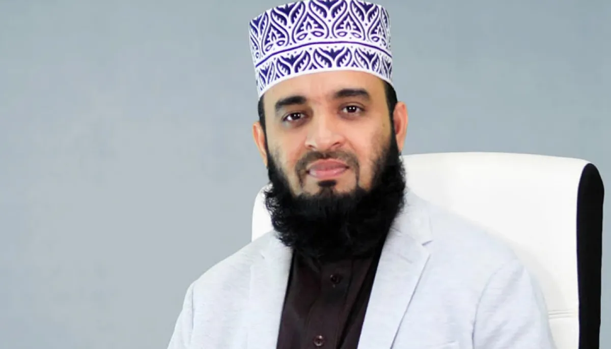 Azhari welcomed the decision to nationalize ibtedayi madrasa