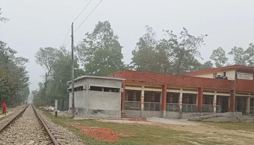 School located too close to railway track in Cumilla, endangering students | School News 