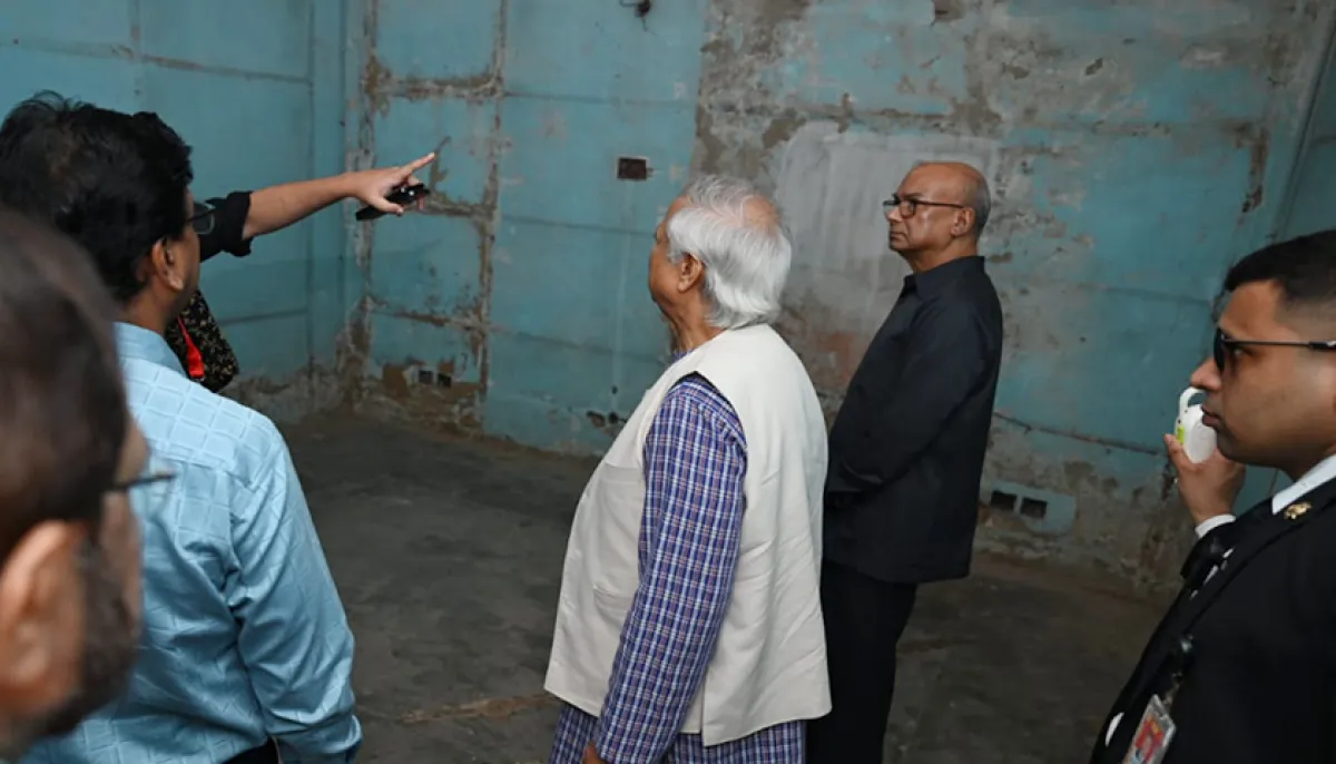 Yunus visits secret detention centres