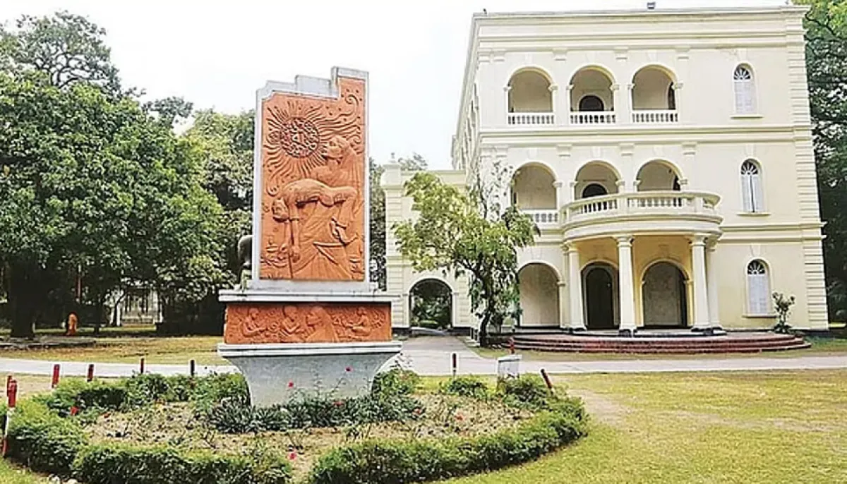 19 member committee formed to reform bangla academy