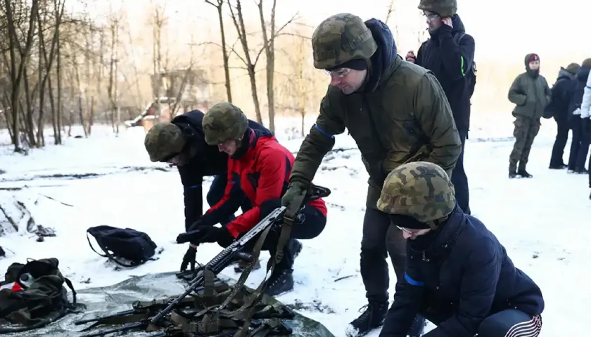 Poland is training schoolchildren to use weapons