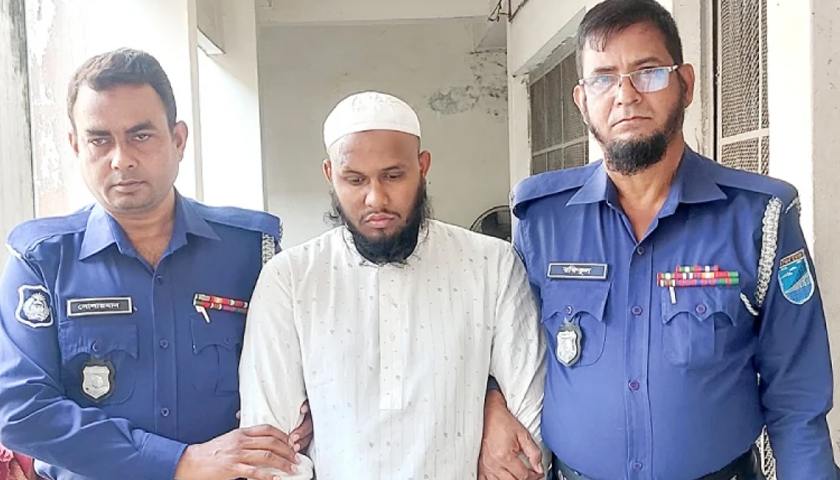 শয়তানের ধোঁকায় পড়ে করে ফেলেছি: ধর্ষ*ণচেষ্টার অভিযোগে গ্রেফ*তার শিক্ষক | বিবিধ নিউজ 