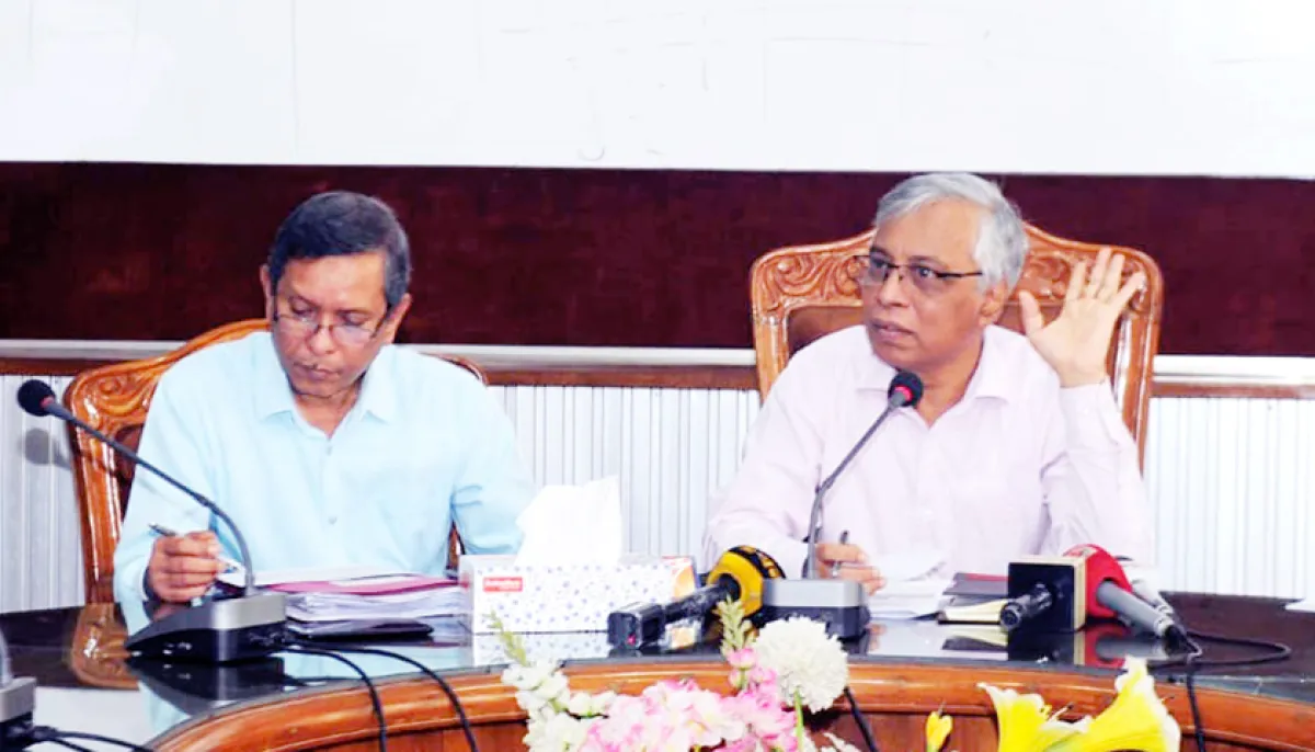 How does a commission of one hundred crores become four hundred crores