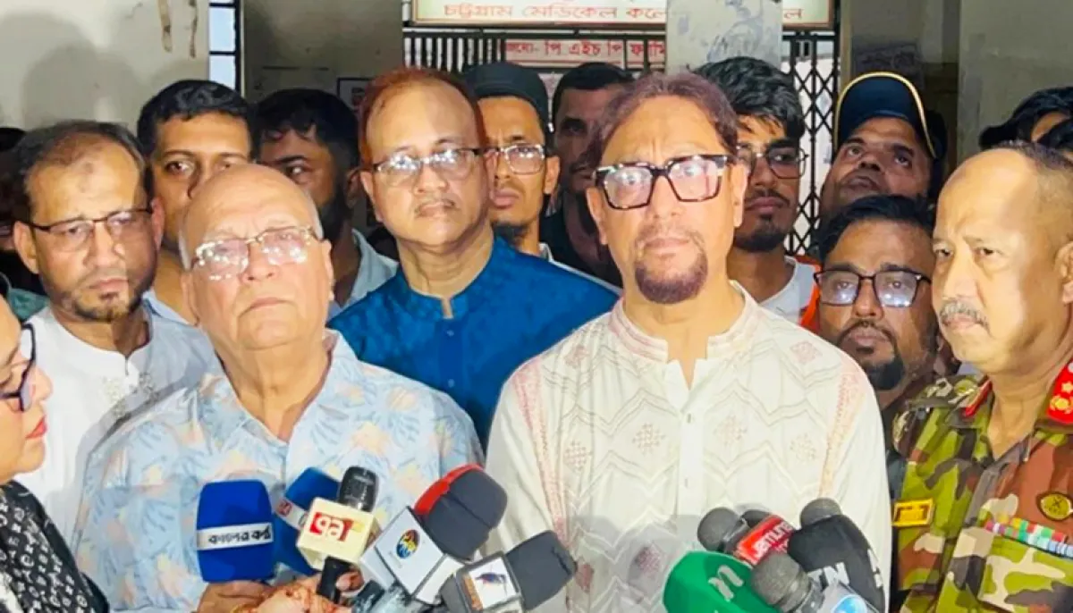 Advisor azam announces sending injured abroad if necessary