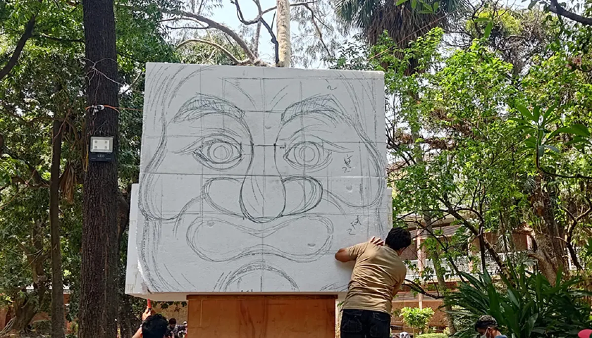 A new portrait of the fascist is being created