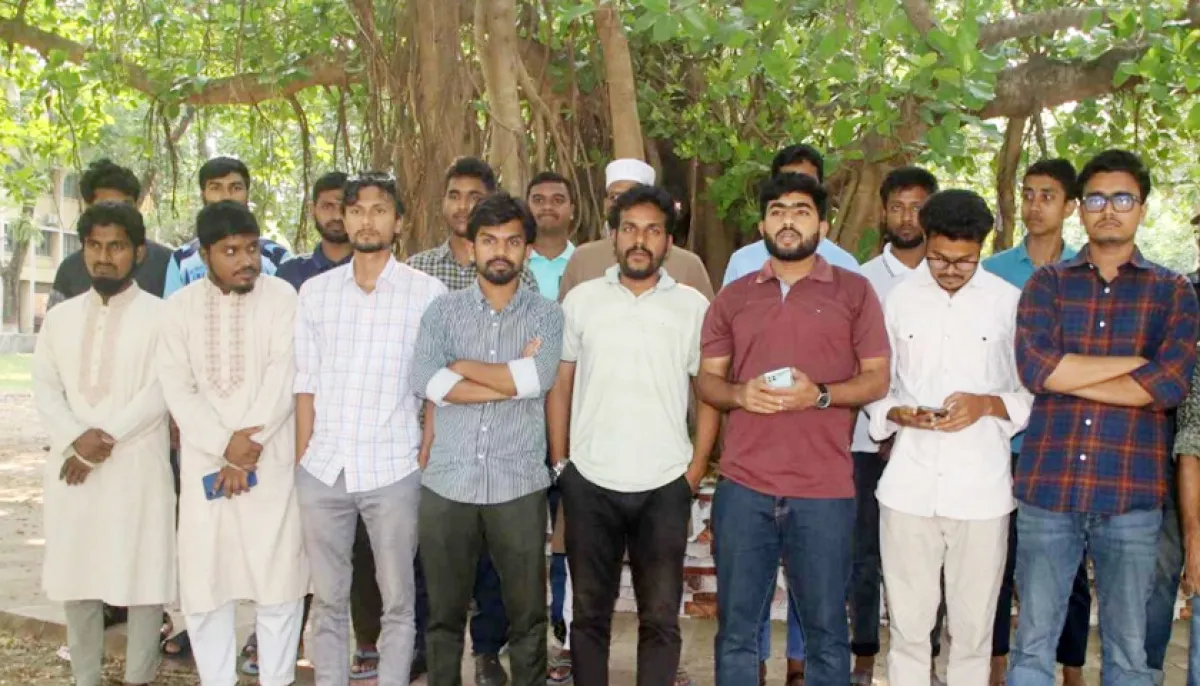 Rally at eb to protest expulsion of kuet students