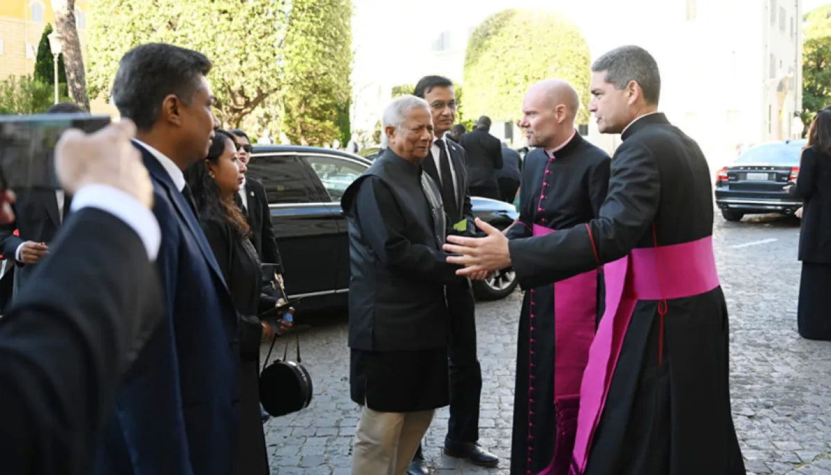 Dr yunus at st peters basilica to pay homage to pope francis