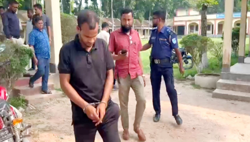 এসএসসি পরীক্ষায় শিক্ষিকার প্রক্সি গার্ড দিতে এসে কলেজছাত্র গ্রেফতার | এসএসসি/দাখিল নিউজ 