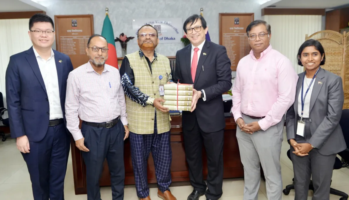 Charge the affairs of the singapore high commission paid a courtesy call on du vc