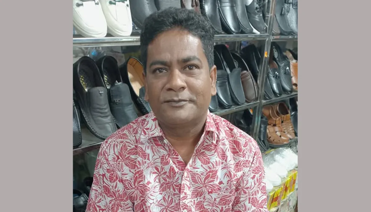 Rape case filed against viral headmaster who married student