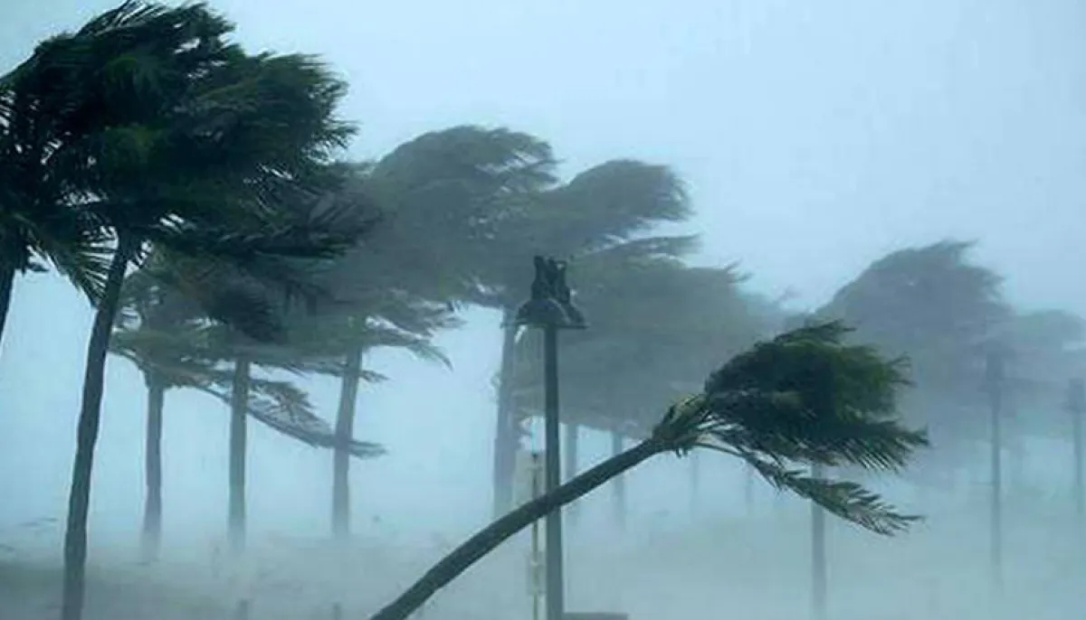 Storm warning in seven regions warning signal in river ports