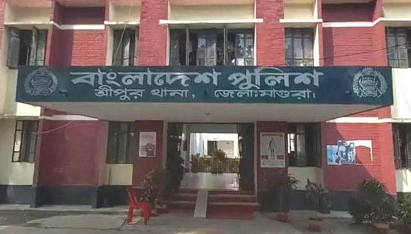 চতুর্থ শ্রেণির ছাত্রীকে শ্লী/লতাহানি, শিক্ষকের বিরুদ্ধে মামলা | স্কুল নিউজ 