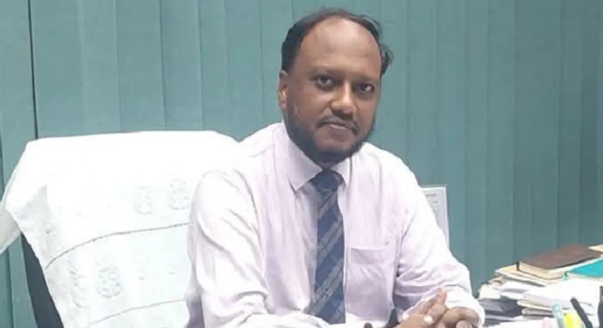 Cocktail thrown at ru registrars house case filed against unknown person
