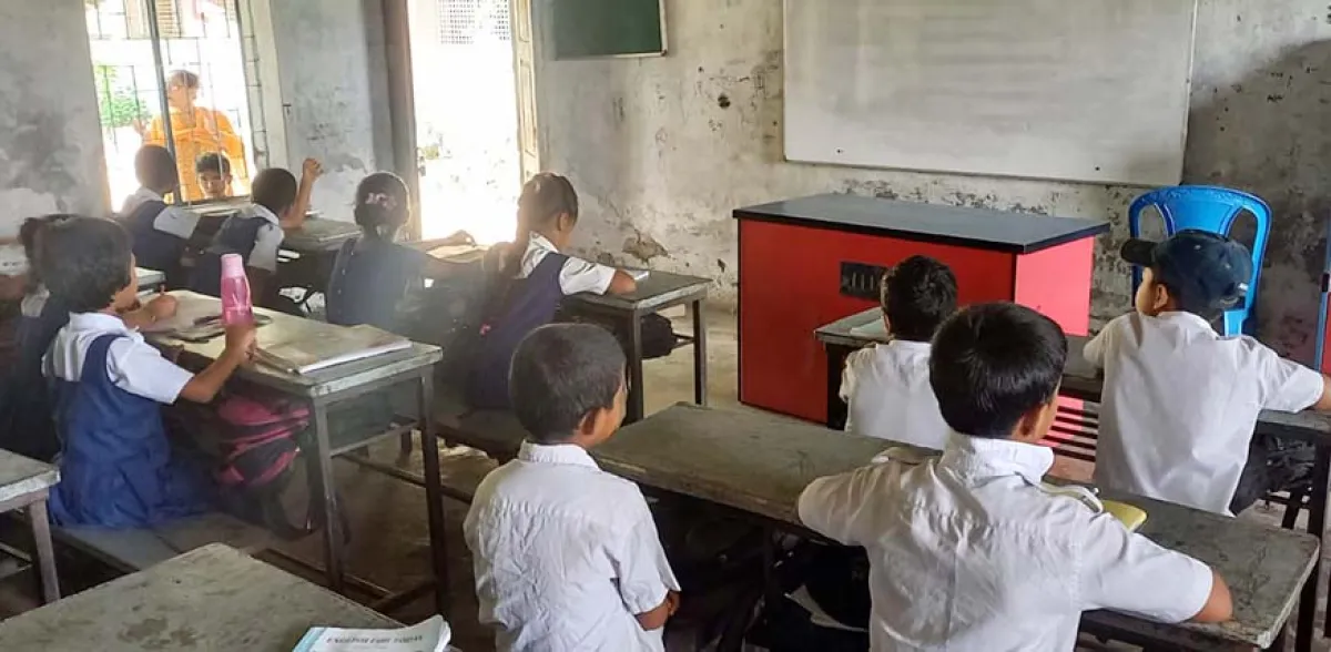 কর্মবিরতিতে প্রাথমিকের চার লাখ শিক্ষক
