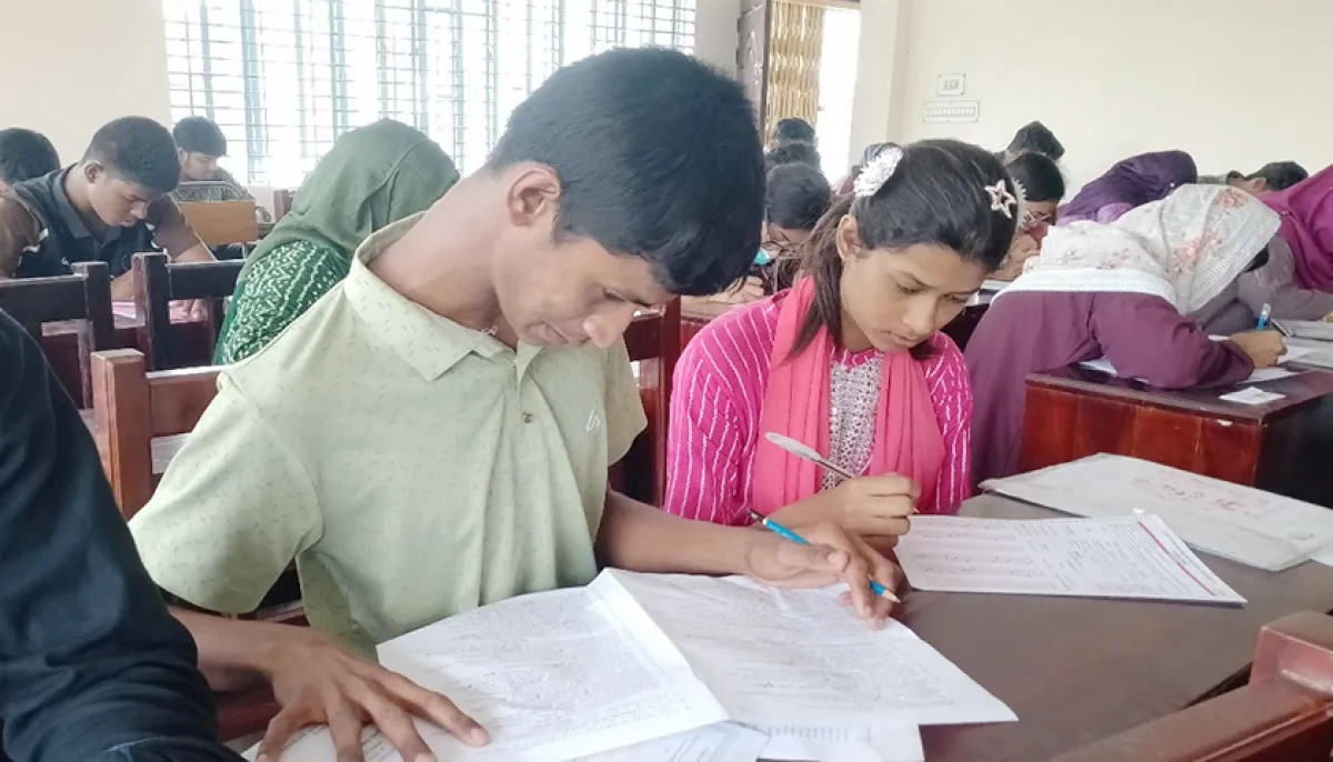 Younger sister helps disabled brother achieve his dream