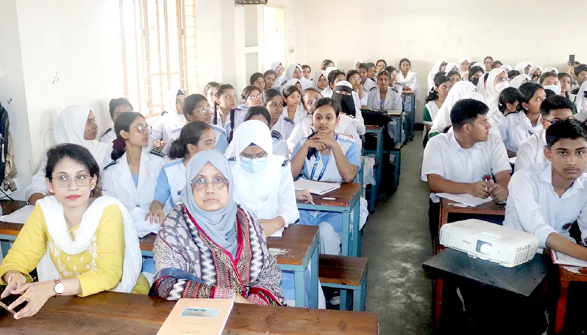 স্কুল-কলেজ শিক্ষার্থীদের জন্য প্রেসিডেন্সি ইউনিভার্সিটির ব্যতিক্রমী উদ্যোগ