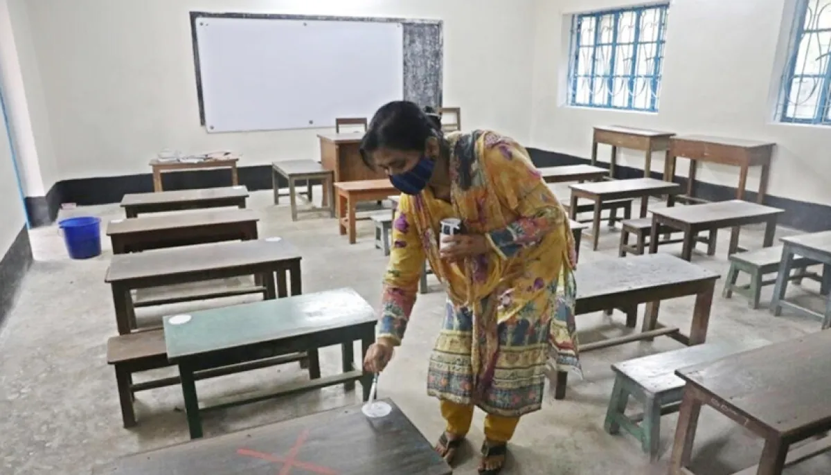 Appointment of nannies and night guards for private educational institutions is also in the hands of dcs