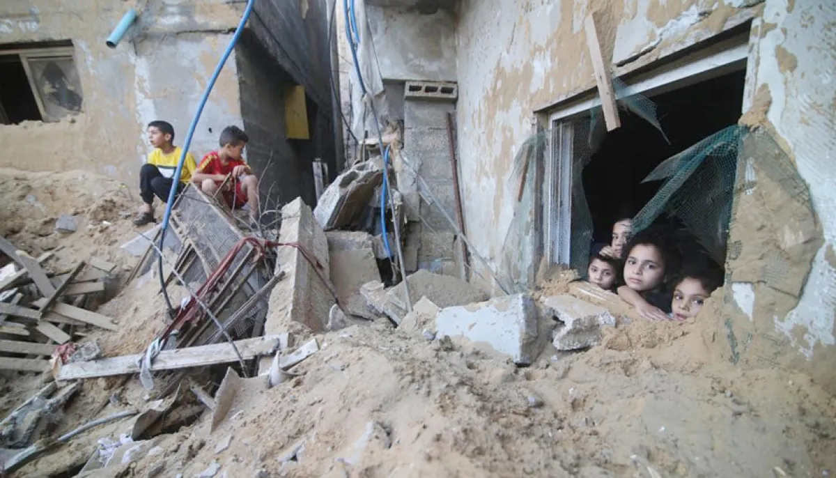 Israeli bomb attack on gaza school 25 killed