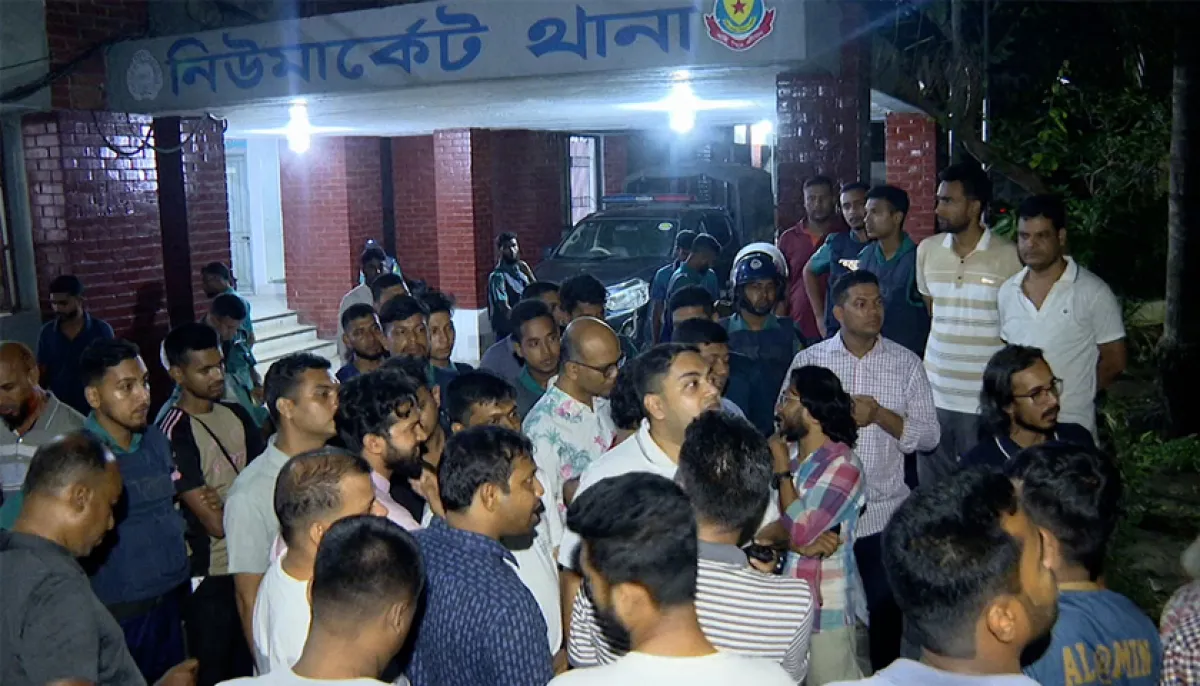 Du student harassed in newmarket 3 arrested
